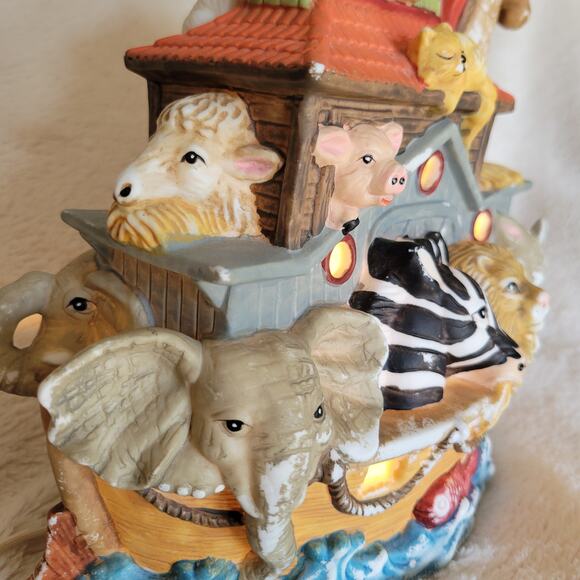 VTG Noah's Ark Handpainted Ceramic Nightlight Light Up Display Animal Figurine - Picture 11 of 16
